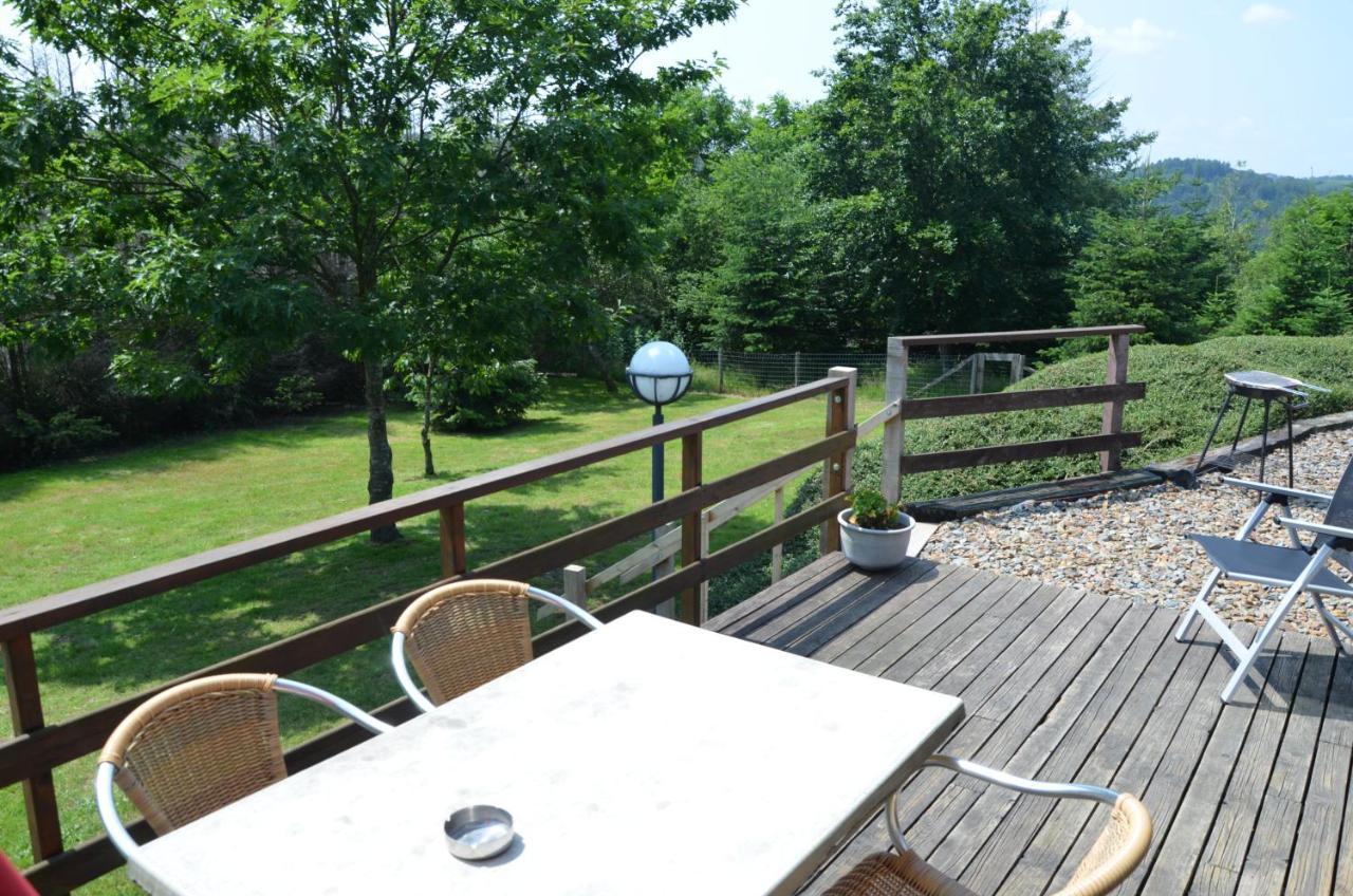 Chalet "Le Bucheron" Ла Рош ан Арден Екстериор снимка