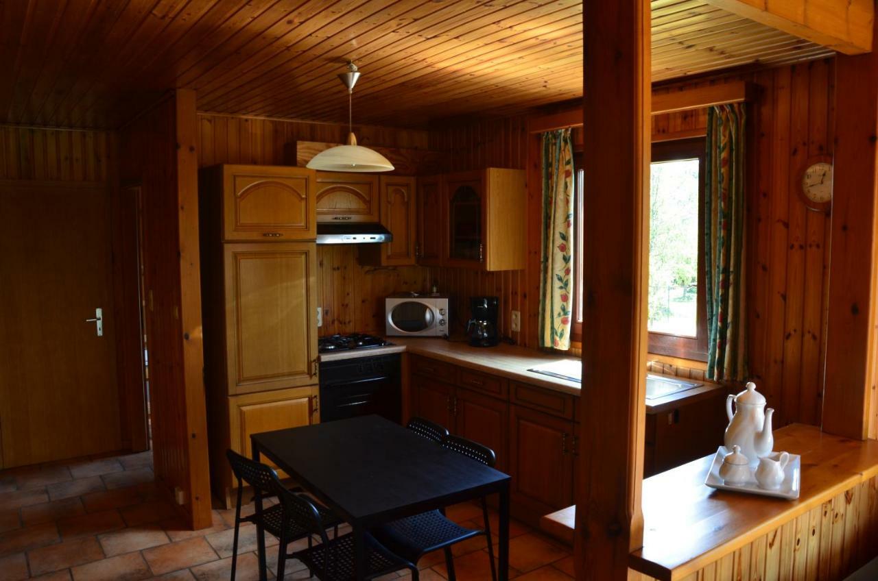 Chalet "Le Bucheron" Ла Рош ан Арден Екстериор снимка